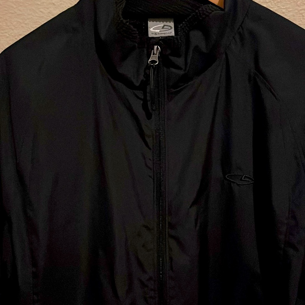 Used Men’s Wind Breaker Jacket